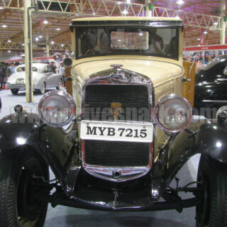 05-1360057766-1927fordgraintruck