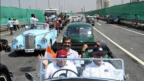 Mumbai--India--Mar-11-2024--vintage-car-rally-on-C_1710184251631.webp