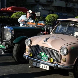 Vintage-Car-Rally-Express-Photo-Sankhadeep