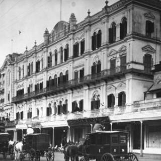 the-grand-hotel_u-l-pzmyd60