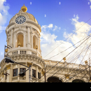 vintage-colonial-architecture-building-dome-and-clock-tower-with-a-J7ABP2